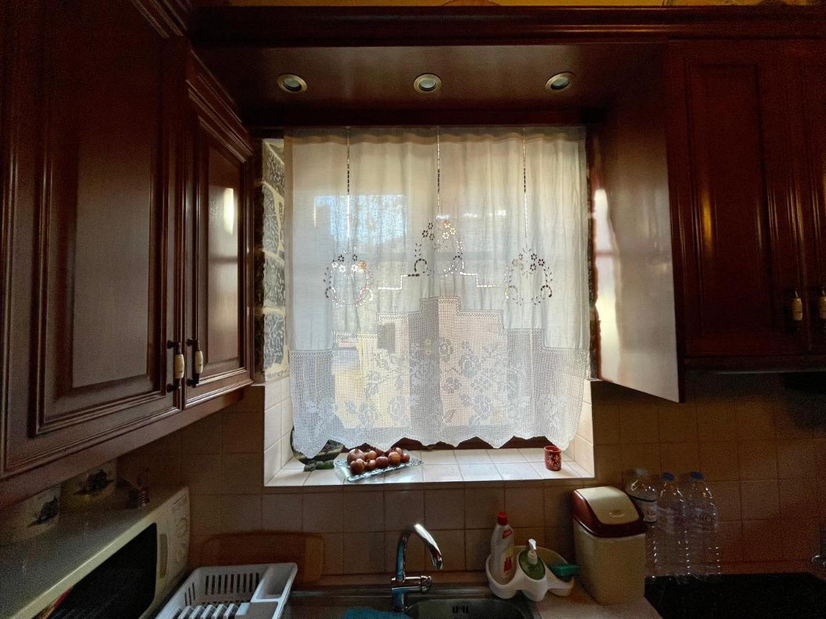 Traditional Residence With Terrace Latsida Εξωτερικό φωτογραφία